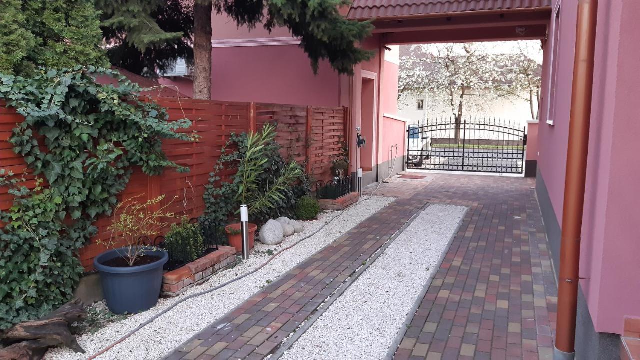 Álom Apartman Hajdúszoboszló Exterior foto
